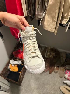 Nike High-Tops 9.5  thumbnail 2