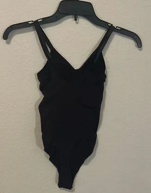 NWOT Sculpting Thong Bodysuit new Shapewear S thumbnail 4