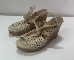 Mudd Women 9M Y2K Espadrille Crochet Wedge Platform Shoes Open Toe Bohemian thumbnail 1