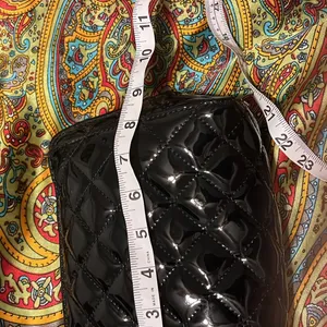 Great cosmetic bag for everyday use Black thumbnail 4
