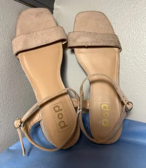 Pop Women's Tan Sandals Size 9 thumbnail 1