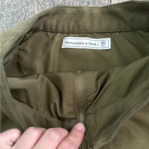 Abercrombie & Fitch Green Mini‎ A-Line Skirt Casual thumbnail 3