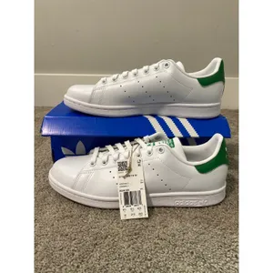 New Adidas Stan Smith Women's Sneakers Size 10 thumbnail 2