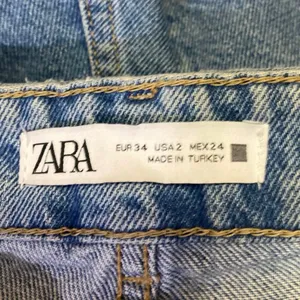 Zara Women's Blue High Waisted Straight Wide Leg Cargo Denim Jeans Pants Size 2 thumbnail 4