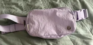 Lululemon Belt Everywhere Bag 1L thumbnail 1