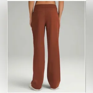 NWOT Lululemon Luxtreme mid-rise straight leg trouser dark terracotta size XS thumbnail 2