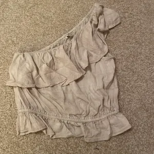 American Eagle ruffled one shoulder bubble top thumbnail 2