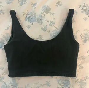 Brandy Melville Tank Dark Green thumbnail 1