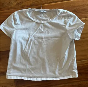 Gold hinge white tee thumbnail 1