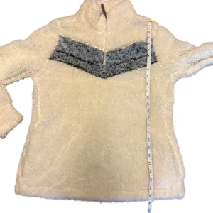 Weatherproof Vintage Super Soft Faux Fur Pullover Medium EUC thumbnail 4