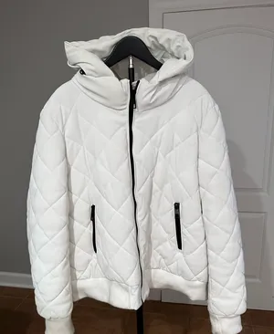 Women's White Quilted Hooded Puffer Jacket with Zip Pockets Size XL thumbnail 1