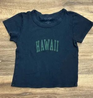 Brandy Melville John Galt Hawaii Baby Tee Shirt Women’s Small thumbnail 1