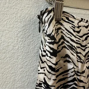 ZARA Womens Zebra Print Satin Mid-Rise Mini Skort Size M Black and White thumbnail 7