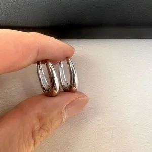 Small Oval Silver Hoop Earrings for Women thumbnail 4