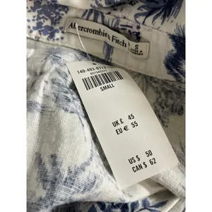 NEW Abercrombie & Fitch Blue Tropical Button Up Shirt Shorts 2 Pc Set Size S thumbnail 5