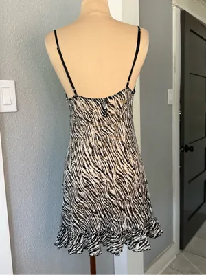 Victoria's Secret Sheer Lace Zebra Print Slip - Black & White Size Large thumbnail 3