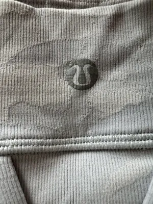 Lululemon Sports Bra thumbnail 3