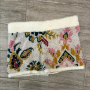 Anthropologie Daily Practice‎ Fuzzy Floral shorts size Small thumbnail 7