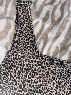 SheIn NWOT Leopard Square Neck Cropped Tank Top thumbnail 6