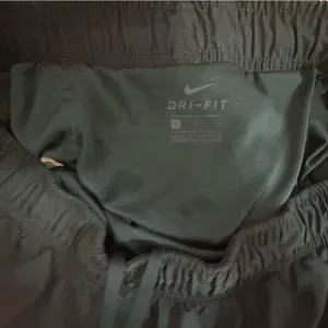Nike Women's Teal Athletic Shorts thumbnail 4