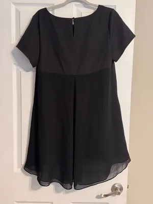 Women's Umgee Hi-Low Chiffon Back Short Sleeve Keyhole Little Black Dress Large thumbnail 3