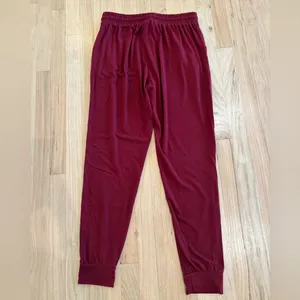 Amazon NWOT Women’s Burgundy Joggers thumbnail 3