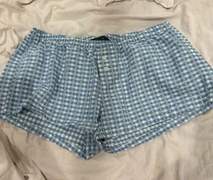 Brandy Melville Shorts thumbnail 1