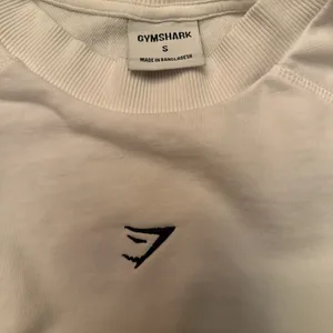 Gymshark w/Embroidered Logo Cropped S White Sweat Shirt thumbnail 2