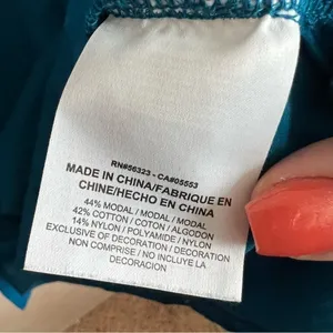 Nike Teal Blue‎ Hi Low Long Sleeve T-shirt thumbnail 4
