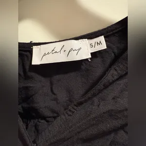 Peral & Pup Black Wrap Blouse Size‎ S/M thumbnail 6