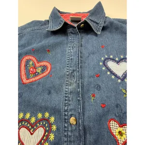 Bobbie Brooks Womens Denim Heart Embroidered Short Sleeve Button Down Shirt thumbnail 4