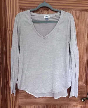 Old Navy Beige V-Neck Long Sleeve Top thumbnail 1
