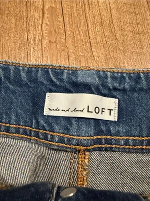 LOFTl Rivete Curvy Double Shank High Rise Denim Shorts acid Wash 2 | 26 thumbnail 2