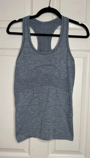 LULULEMON Woman's Swiftly Tech Tank Top Heathered Blue Size 6 thumbnail 1