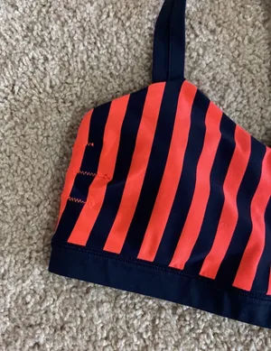 Lululemon sports bra. S thumbnail 2