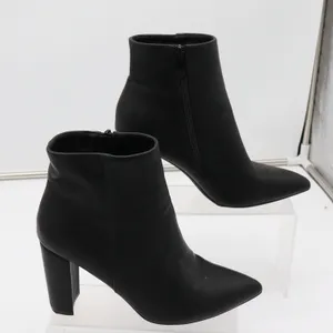 Dream Paris Ankle Boots Women 8 Pointed Toe Block Heel Black Faux Leather Exc thumbnail 3
