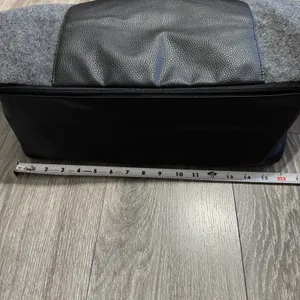 DSW Gray Textured Felt Weekender Tote‎ Travel Bag With Compartment 18x16x7 in thumbnail 11