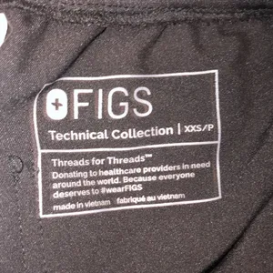 FIGS black nurses scrubs size xxsmall thumbnail 4