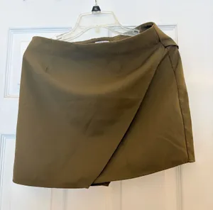 Skirt Green Size M thumbnail 1