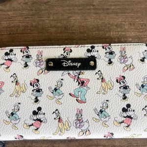 Disney Mickey and Friends Wallet Wristlet NEW thumbnail 2