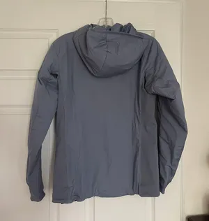 Arcteryx ATOM HOODED INSULATED JACKET WOMEN'S color in stratus size S NWT thumbnail 8