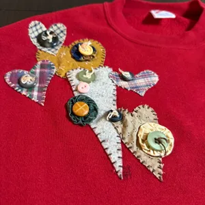 Vtg 90s Jerzees Sweatshirt L Red Patchwork Quilt Hearts Grandmacore USA Made thumbnail 1
