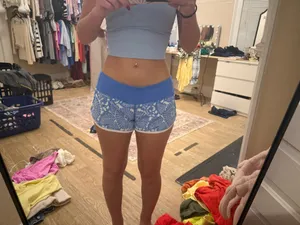 Lululemon Shorts thumbnail 2