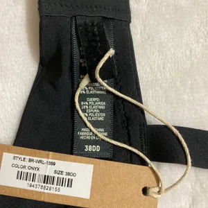 SKIMS Wireless Bra 38DD thumbnail 5