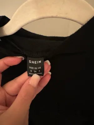 Black Cropped Open Back Long Sleeve Top thumbnail 2