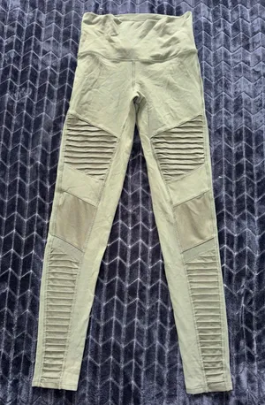 Alo Yoga Leggings Womens Green Moto High Rise Panel Activewear‎ Workout Size S thumbnail 1