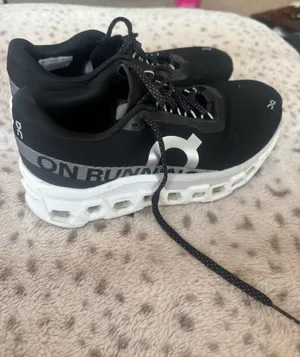 On Cloud Women’s Monster Shoes thumbnail 3
