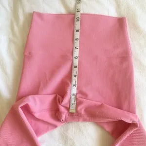 LoveShackFancy X Beach Riot Ayla Ribbed High Rise Legging in Carnation Size XS thumbnail 7