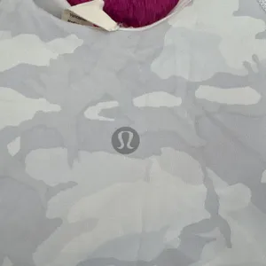 Lululemon Align Tank thumbnail 3