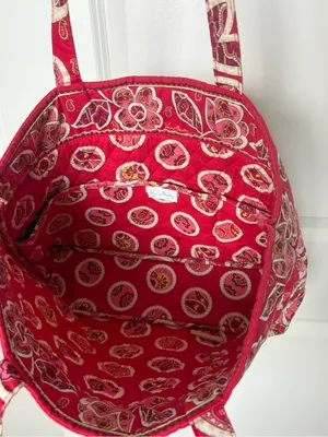 Vera Bradley Raspberry Fizz Pink Paisley Quilted Shoulder Tote Bag thumbnail 3